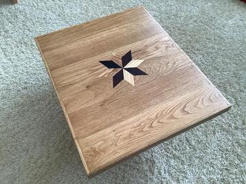 Mooi klein tafelblad 55,5 x 45,5 cm beschikbaar voor biedingen