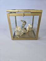 Taxidermy horen zien en zwijgen muizen., Ophalen of Verzenden, Nieuw, Beeldje of Figuurtje