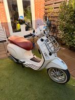 Vespa Primavera snor 17422km, Fietsen en Brommers, Scooters | Vespa, Ophalen, Gebruikt, Overige modellen, Benzine