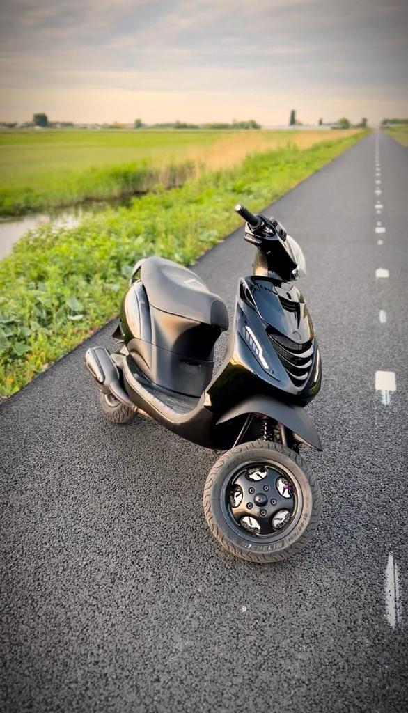 Piaggio Zip 125cc 2t Brom, Fietsen en Brommers, Scooters | Piaggio, Zo goed als nieuw, Zip, Tweetakt, Ophalen of Verzenden