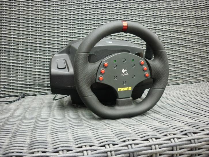 Logitech Momo Racing Force Feedback Wheel W/Pedals, Computers en Software, Joysticks, Gebruikt, Ophalen