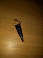 ketting hanger zwart soort lange tand met goudkleurige rand, Overige materialen, Overige voorstellingen, Zwart, Ophalen of Verzenden