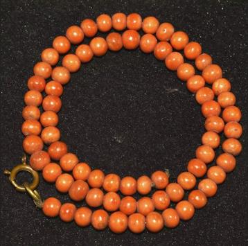 antiek/antique  coral ketting/string beschikbaar voor biedingen