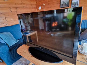 Toshiba 40" - 97cm x 61cm. 4x HDMI  beschikbaar voor biedingen