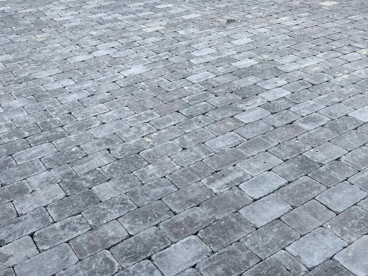 Restpartij bestratingsmaterialen Trommel klinker antraciet, Tuin en Terras, Tegels en Klinkers, Nieuw, Klinkers, Beton, 10 m² of meer