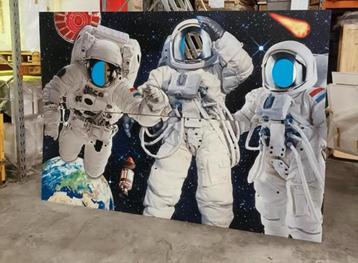 astronaut photo booth prop 220 x 200 beschikbaar voor biedingen