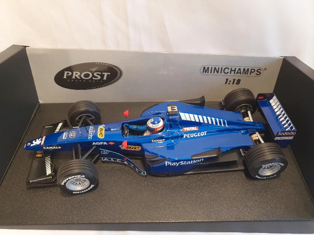 ≥ Jarno Trulli Prost Peugeot AP02 Minichamps 1999 1:18