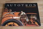Autotron Historische Mobielen boek, Ophalen of Verzenden, Gelezen