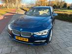 BMW 320i LUXURY ED 184pk Aut 2019 Blauw. Maar 122000 km., Auto's, 1998 cc, Achterwielaandrijving, 1800 kg, 4 cilinders