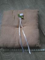 Handgemaakte trouwringenkussen camel velvet c020, Ophalen of Verzenden, Nieuw, Wit, Accessoires