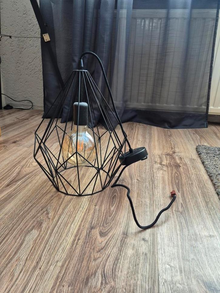 Moderne Draadlamp, Huis en Inrichting, Lampen | Hanglampen, Zo goed als nieuw, Minder dan 50 cm, Metaal, Ophalen