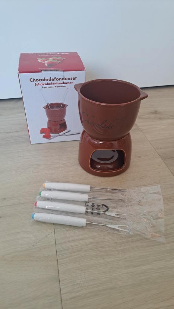 Chocoladefondueset 4 pers. Nieuw in doos!, Witgoed en Apparatuur, Fonduesets, Zo goed als nieuw, Fondueset, Waxinelicht, Ophalen of Verzenden