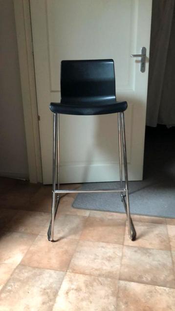 2 IKEA barkrukken beschikbaar voor biedingen