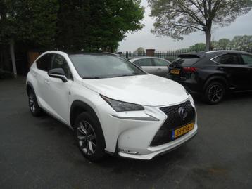 Lexus NX 300H 2.5 E-cvt AWD F SPORT Wit beschikbaar voor biedingen