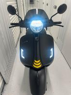 Vespa gts 300 hpe Mat zwart, Ophalen, Overige modellen, 300 cc, Maximaal 45 km/u