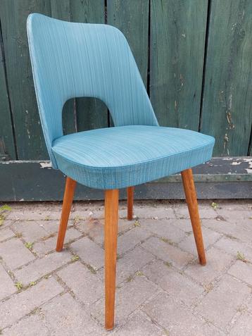 10 vintage Thonet Oswald Haerdtl stoelen gemerkt beschikbaar voor biedingen
