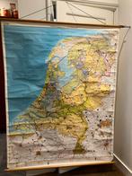 Grote 2e wandkaart van NL vintage, Antiek en Kunst, Antiek | Schoolplaten, Ophalen, Aardrijkskunde