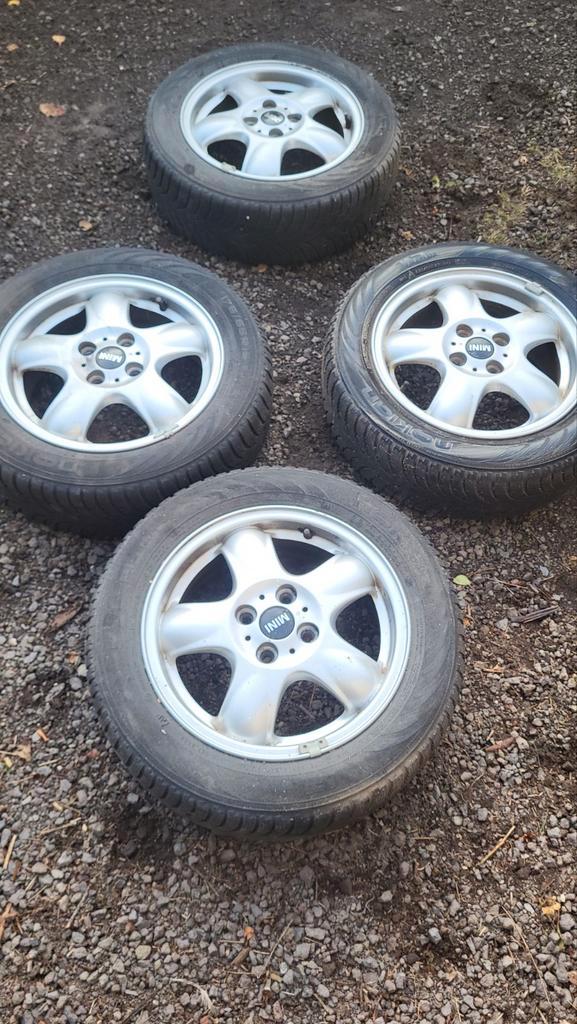 Velgen mini cooper 15 inch, Auto-onderdelen, Banden en Velgen, Banden en Velgen, Winterbanden, 15 inch, 175 mm, Ophalen of Verzenden