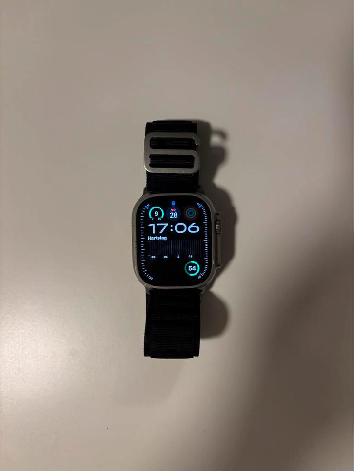 Apple Watch Ultra + extra band, Sieraden, Tassen en Uiterlijk, Smartwatches, Zo goed als nieuw, iOS, Zilver, Afstand, Waterdicht