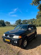 Mitsubishi Pajero Sport 3.0 V6 AUT 2005 Zwart, Auto's, Automaat, Zwart, Zwart, Particulier