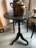 Antiek geleefd Zweeds tafeltje. 73 cm hoog !, Antiek en Kunst, Antiek | Meubels | Tafels, Ophalen