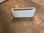 Kleine radiator, Doe-het-zelf en Verbouw, Verwarming en Radiatoren, 30 tot 80 cm, Gebruikt, Radiator, Ophalen of Verzenden