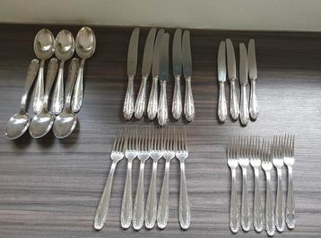 Brocante vintage bestek 28 delig beschikbaar voor biedingen