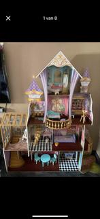 Houten Barbie Kasteel - Zo Goed Als Nieuw!, Kinderen en Baby's, Speelgoed | Poppenhuizen, Ophalen, Zo goed als nieuw, Poppenhuis