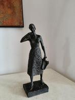 2830 Sculptuur van Mariken van Nimwegen, Ophalen of Verzenden