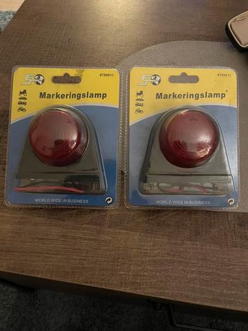 Nieuw set MARKERINGSLAMPEN ROOD/WIT beschikbaar voor biedingen
