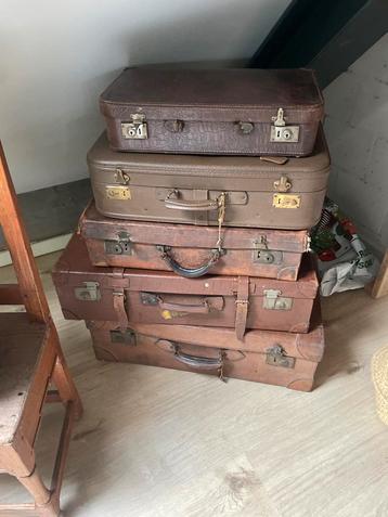 Antieke Koffers Set - Vintage Reisbagage beschikbaar voor biedingen
