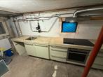 Keuken met oven, inductie kookplaat, koelkast en afzuigkap, Ophalen, Gebruikt, Graniet of Steen, Enkelwandige keuken