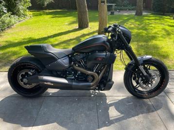 Harley Davidson FXDR  114 - Jekill and Hyde