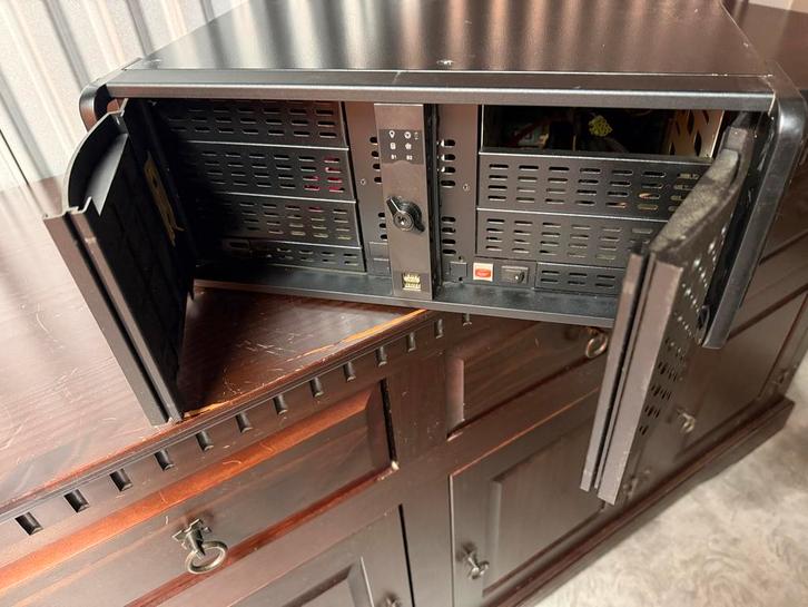 19" Rack PC Backbone - Server Behuizing, Computers en Software, Serverkasten, Gebruikt, Ophalen of Verzenden