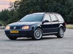 Volkswagen Bora Variant 2.3 V5 Highline, Auto's, Volkswagen, Voorwielaandrijving, 65 €/maand, Bora, Blauw