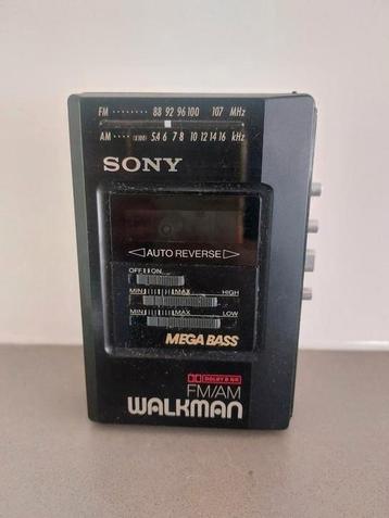 Sony Walkman FM/AM  Auto Reverse  Mega Bass  beschikbaar voor biedingen