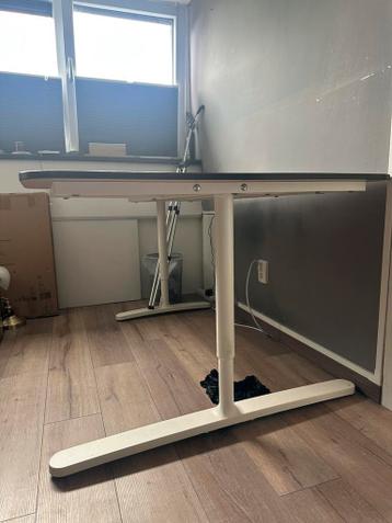 Ikea Bekant hoekbureau rechts - afbeelding 3