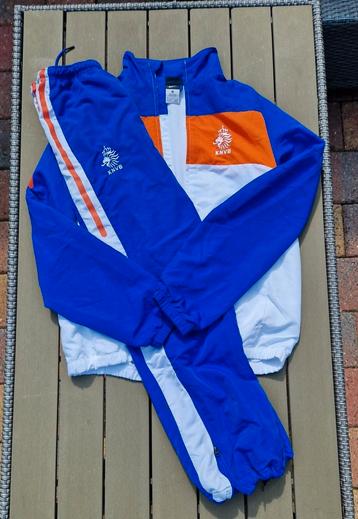 Nederlands elftal trainingspak 2010 - WK voetbal shirt beschikbaar voor biedingen