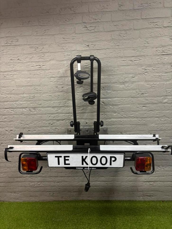 THULE voor 2 fietsen ook mtb, Auto diversen, Fietsendragers, Zo goed als nieuw, Trekhaakdrager, 2 fietsen, Ophalen of Verzenden
