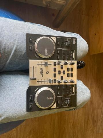 Hercules DJControl Instinct - Compacte DJ Controller beschikbaar voor biedingen