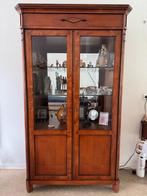 Klassieke vitrinekast, Huis en Inrichting, Ophalen, Met deur(en), 100 tot 150 cm, Zo goed als nieuw