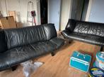 Zwarte leren banken, Huis en Inrichting, Banken | Bankstellen, Ophalen, De sede, 150 tot 200 cm, Tweepersoons