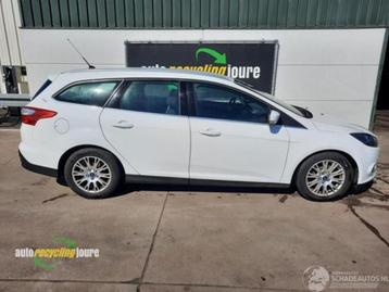 Ford Focus 3 Wagon Combi (kleur: 5B, Frozen White) onderdele beschikbaar voor biedingen