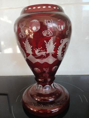 Oude Boheemse Vaas - 20.5cm beschikbaar voor biedingen