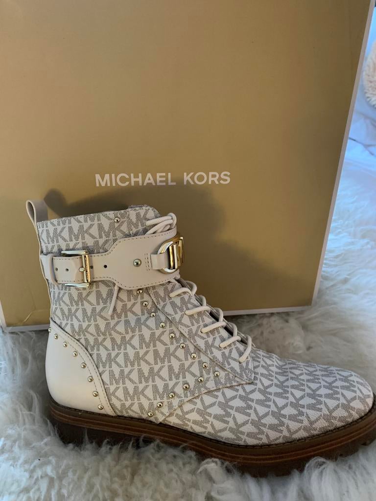 Michael Kors Laarzen - Nieuwstaat, Kleding | Dames, Wit, Lage of Enkellaarzen, Nieuw, Ophalen of Verzenden