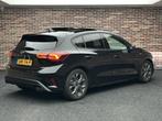 Ford Focus 1.0 EcoBoost Hybrid ST Line X Panorama Camera Led, Auto's, Stof, Gebruikt, Euro 6, Zwart
