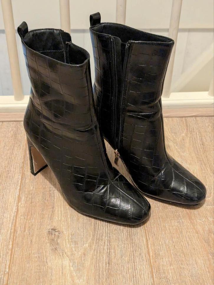 RAID Hurston enkellaarsjes - wide fit - maat 36, Kleding | Dames, Schoenen, Gedragen, Lage of Enkellaarzen, Zwart, Ophalen of Verzenden