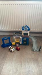 Toettoet auto politie hoofdkwartier, Ophalen, Zo goed als nieuw