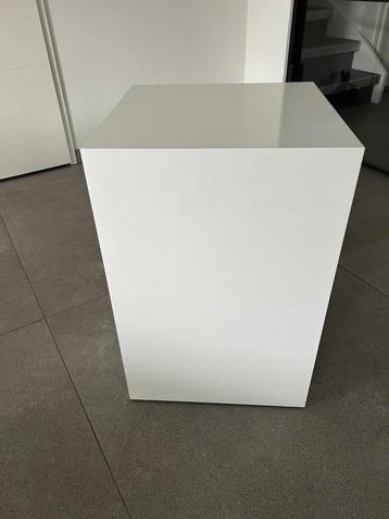 Zuil sokkel presentatie blok hoogglans luxe wit 40 cm beschikbaar voor biedingen