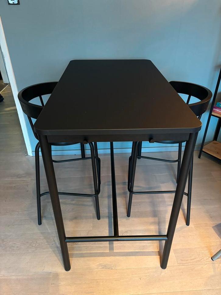 Zwarte Bartafel met Krukken, Huis en Inrichting, Barkrukken, Zo goed als nieuw, 90 cm of meer, Metaal, 2 krukken, Met voetsteun